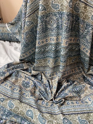 Metres intricate paisley - 3,
